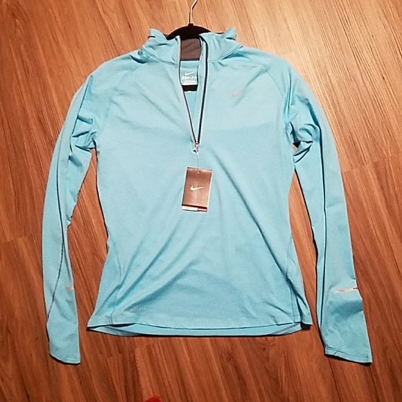 nike pullover quarter zip womens